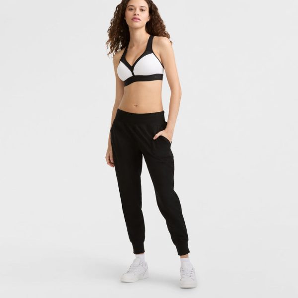 THE CURVY SPORTS BRA, C LOGO - Image 5