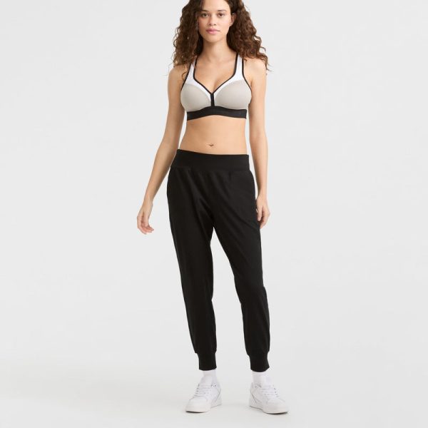THE CURVY SPORTS BRA, C LOGO - Image 5